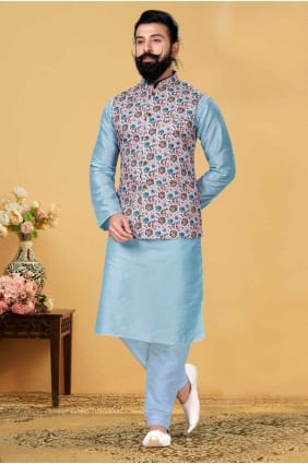 Kurta brodé pour homme en soie dupion bleu ciel KURR210