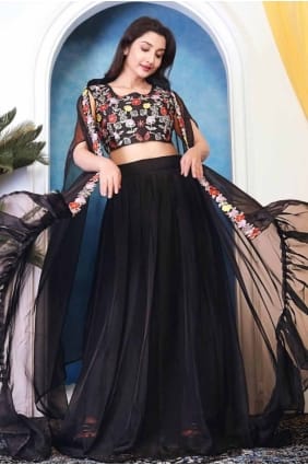 Lehenga Choli en soie avec broderie LC8403