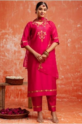 Robe rose en viscose à paillettes SK155579