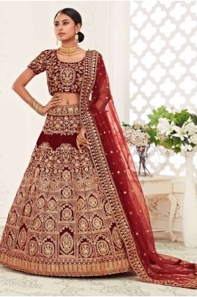 Velours Lehenga Choli En Rouge LC3620