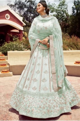 crêpe brodée bleu ciel mariage lehenga choli avec dupatta LC4706
