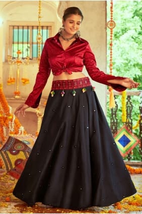 choli lehenga noire imprimé en soie avec dupatta LC5796