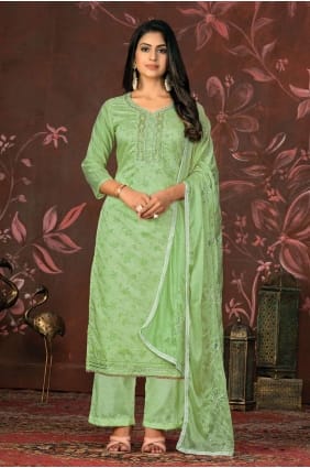 Costume pantalon droit vert en soie Chennai avec Dupatta SK153991