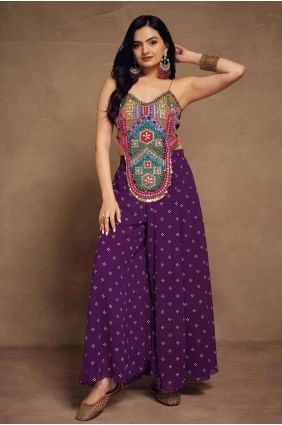 Costume Anarkali en soie d'art violette avec broderie SK154690
