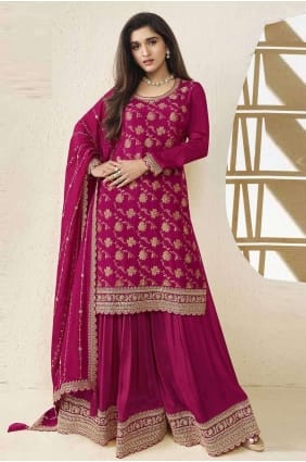 Costume Sharara en mousseline de soie brodée en rani avec dupatta SS1153