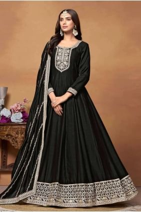 Costume Anarkali noir en soie d’art brodée AS3959