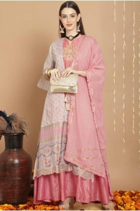 Costume droit gris brodé en soie d’art avec dupatta SK154433