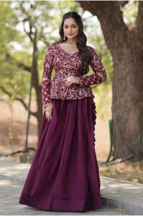 choli lehenga en soie couleur vin avec broderie LC7937
