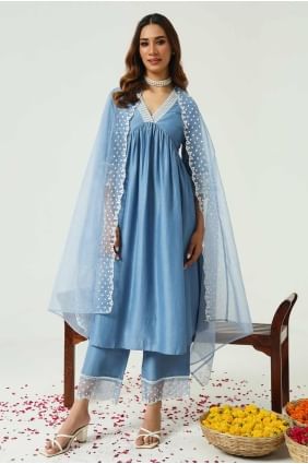 Costume Sharara bleu en soie avec broderie PZ4035