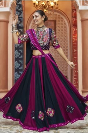 Lehenga Choli en viscose noire brodée LC7938