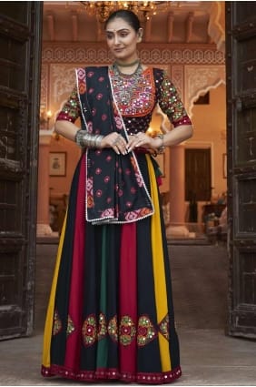 choli lehenga en viscose multicolore avec broderie LC7944