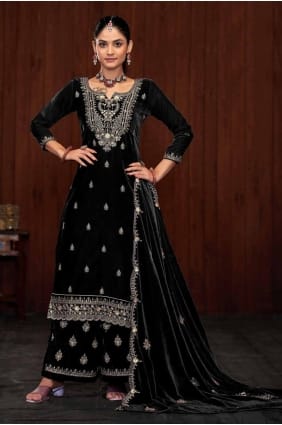 costume palazzo en velours avec broderies en noir PZ4074