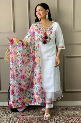 Tailleur pantalon droit Chanderi brodé blanc SK154811