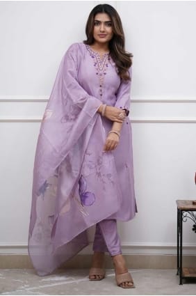 salwar kameez brodé en rayonne lavande SK154838