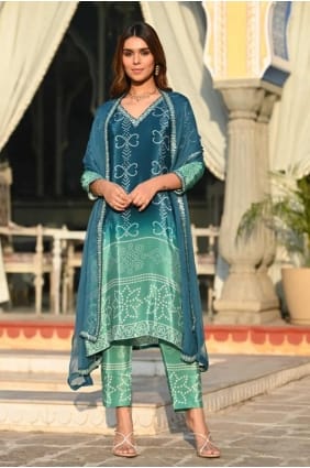 Tailleur pantalon droit brodé en mousseline de soie bleue avec dupatta SK154852