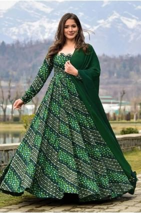 Robe longue en rayonne verte imprimée avec dupatta GW1023