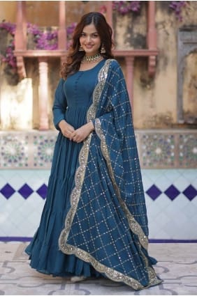 Robe en georgette avec broderies GW1051