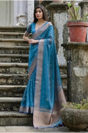 Tissage d’un sari en soie firozi avec chemisier SR28115