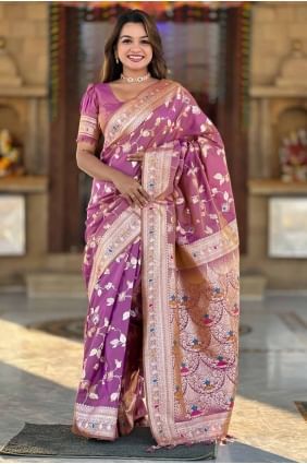 Saree oignon en soie Banarasi brodée SR28565
