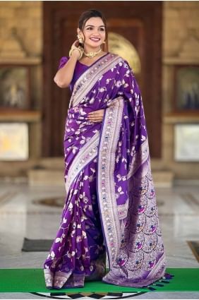 Sari violet brodé en soie Banarasi avec chemisier SR28568