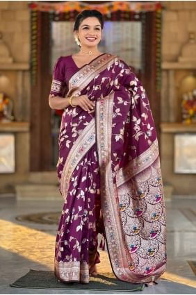 Sari en soie Banarasi avec broderies couleur vin SR28572