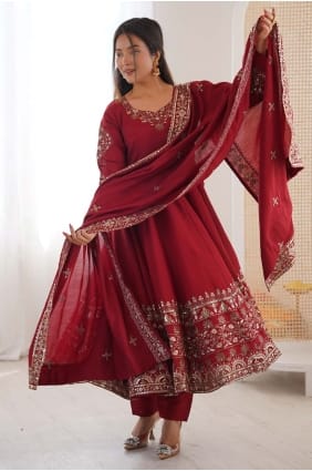 Ensemble Anarkali bordeaux en soie sequins AS4242