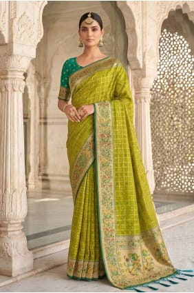 Sari vert en soie de Banaras tissée SR29990