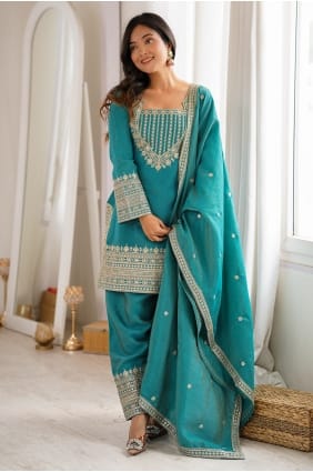Ensemble palazzo en soie bleue brodée avec dupatta PZ4483