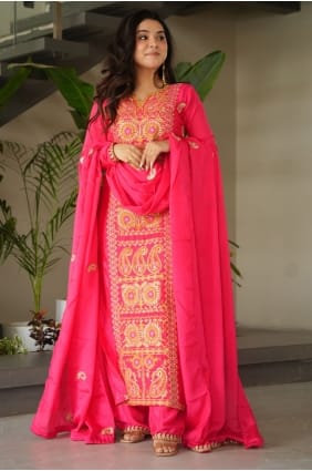 Salwar Kameez rose carotte en mousseline de soie Thread Chinon SK156028