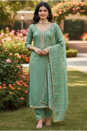 Salwar Kameez brodé vert à Chanderi SK15684