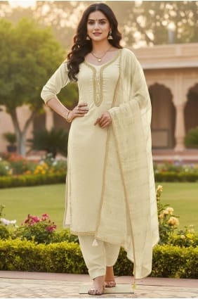 Salwar Kameez Chanderi brodé blanc cassé avec dupatta SK15687