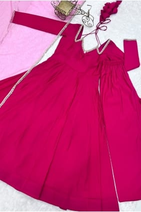 Ensemble Anarkali en soie Chanderi et dentelle rose Rani avec dupatta AS4201