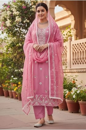 Salwar Kameez en coton rose brodé SK15695