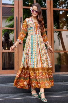 Robe tissée en rayonne crème GW1171