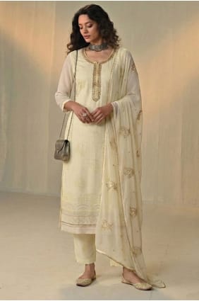 Salwar Kameez en georgette filée couleur crème SK15642