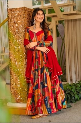 Robe longue en rayonne rouge avec imprimé numérique GW1334