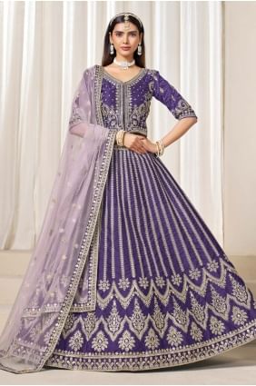 Ensemble Lehenga Choli brodé en soie lavande avec Dupatta LC8648