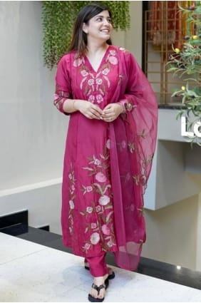 Soie Chanderi rose brodée Eid Salwar Kameez avec Dupatta SK156017