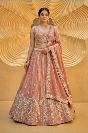 Lehenga Choli en mousseline brodée couleur pêche avec dupatta LC9167