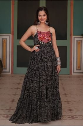 Robe violette en mousseline brodée GW1143