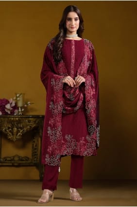 Ensemble salwar kameez en georgette bordeaux avec broderies SK15787