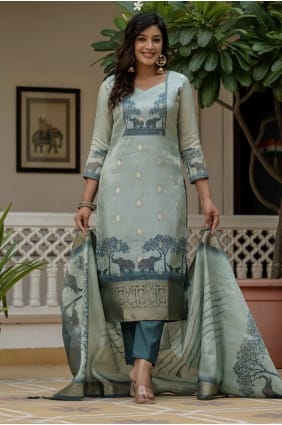 Salwar Kameez bleu ciel en soie jacquard brodée SK155845