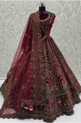 Lehenga choli brodé marron en velours LC8571
