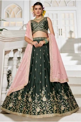 choli lehenga brodé en mousseline de soie olive LC8504