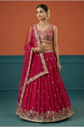 Lehenga Choli rose brodé en georgette avec dupatta LC9202