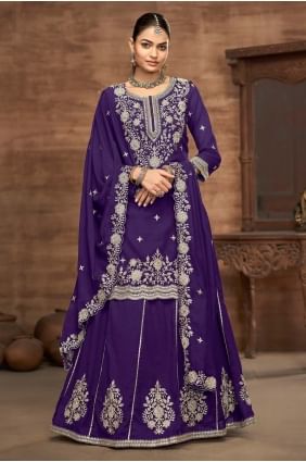 Lehenga Choli en soie avec broderies violettes LC8591