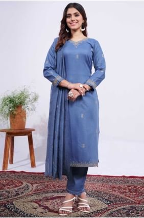 Salwar Kameez bleu en rayonne brodé SK155763