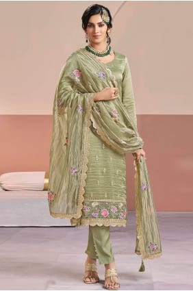 Salwar Kameez en soie brodée couleur pistache SK15887