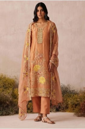 Salwar Kameez brodé pêche aux reflets scintillants SK156055