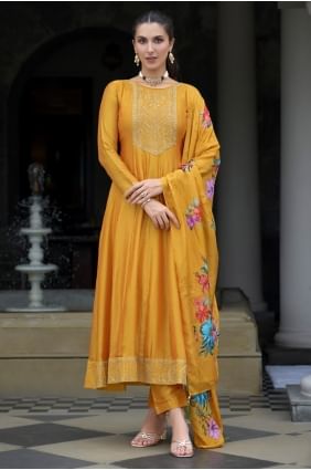Ensemble Anarkali en soie brodée couleur moutarde avec dupatta AS4125